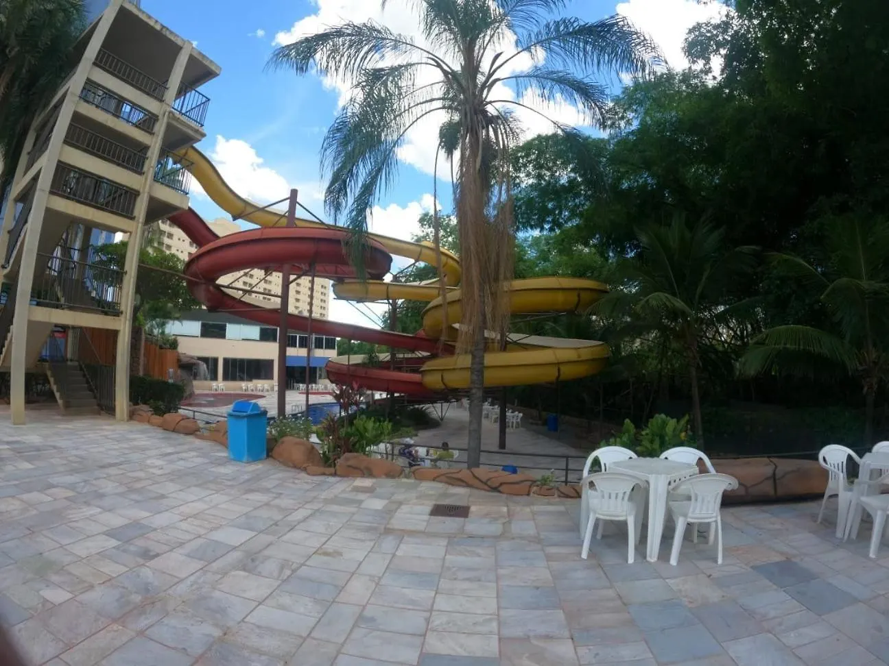 ****  Suite Grand Hotel Dolphin Caldas Novas Brésil